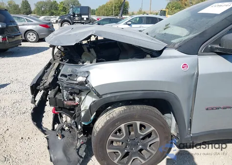2020 Jeep Compass Trailhawk 4X4 from USA, damaged, VIN 3C4NJDDB2LT127569